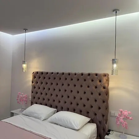 Luxury Apartment-2